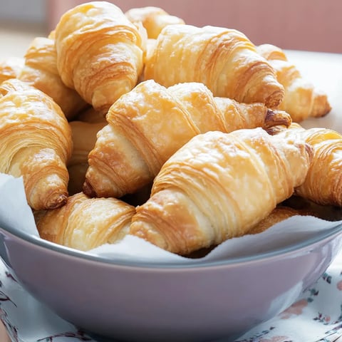 Croissants jambon-fromage croustillants