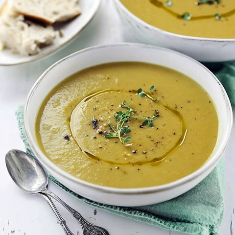 Soupe au pois cassés au cumin